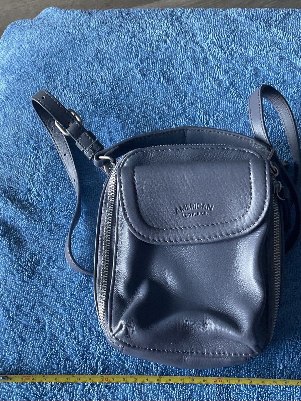 Women’s Navy Crossbody Bag